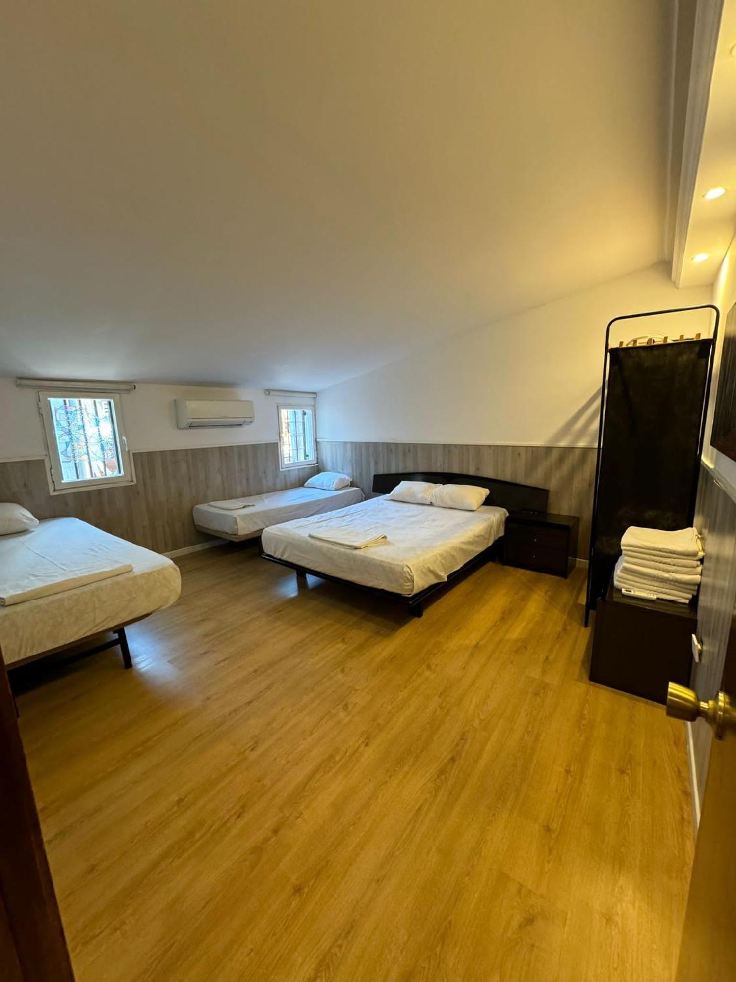 Aparsol Apartments Madrid Buitenkant foto